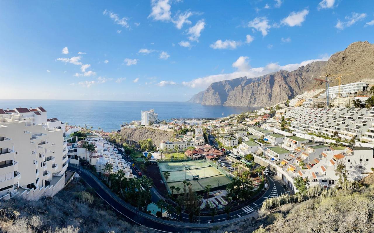 Апартаменты Amazing Duplex With Large Terrace And Sea Views Пуэрто-де-Сантьяго Экстерьер фото