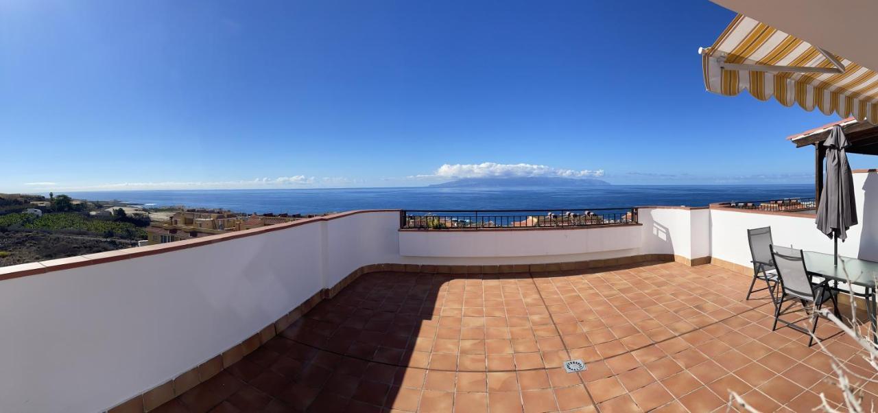 Апартаменты Amazing Duplex With Large Terrace And Sea Views Пуэрто-де-Сантьяго Экстерьер фото