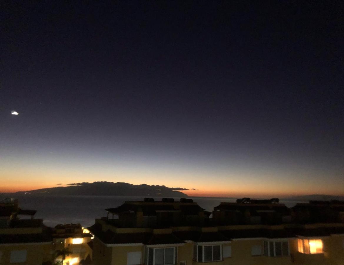 Апартаменты Amazing Duplex With Large Terrace And Sea Views Пуэрто-де-Сантьяго Экстерьер фото